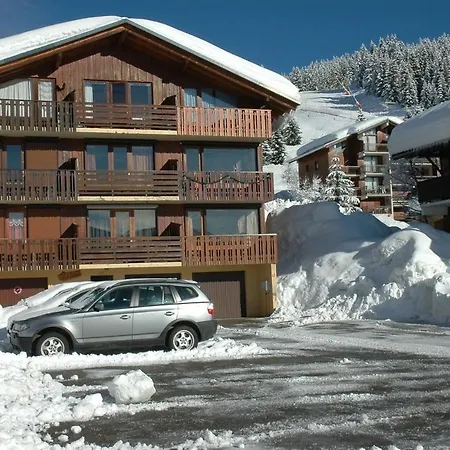 Lumineux Station Les Saisies 100 M Des Pistes Et Esf